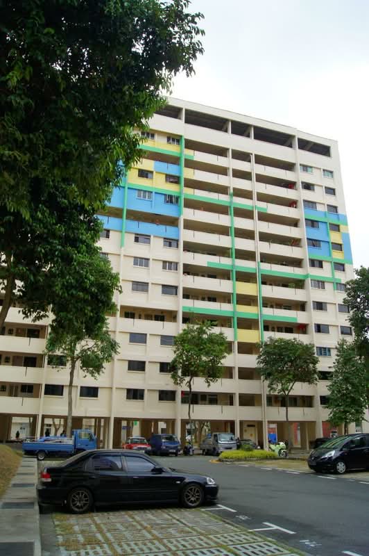 307 Hougang Avenue 5