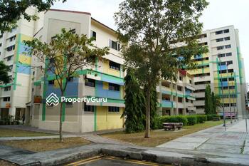318 Hougang Avenue 5