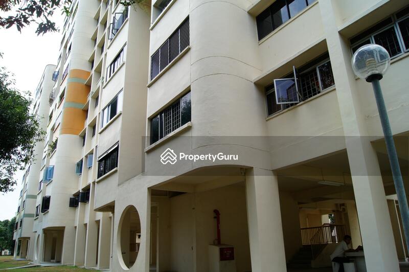 320 Hougang Avenue 5 #0
