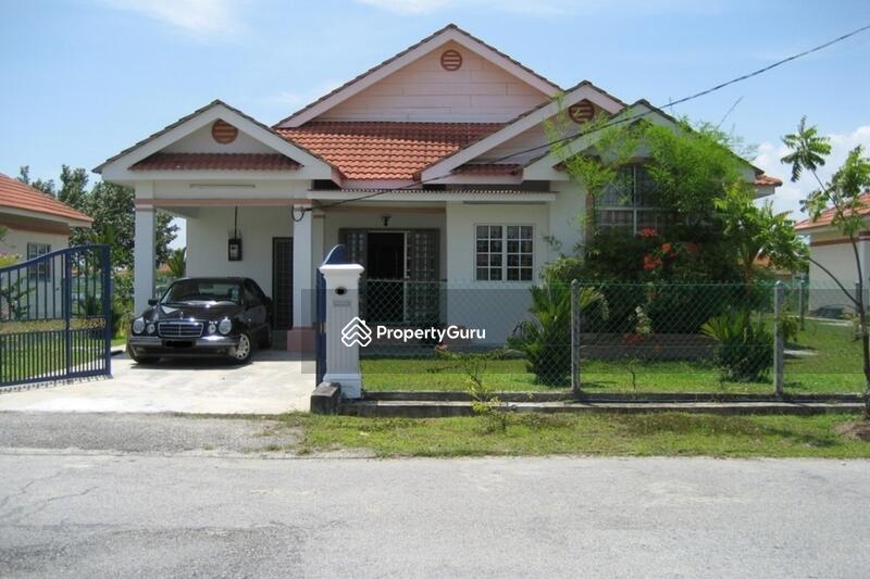 For Sale - Pantai Sepang Putra