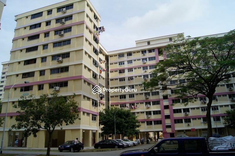 422 Hougang Avenue 6 #0