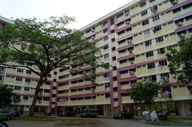 423 Hougang Avenue 6