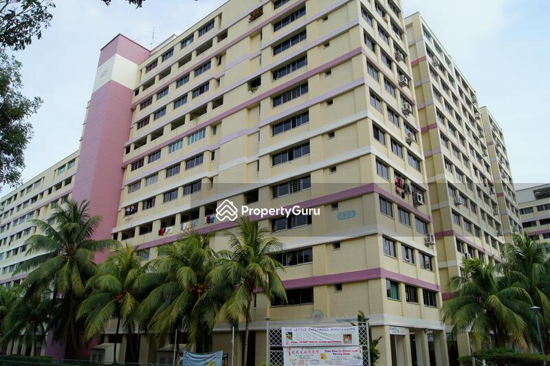 425 Hougang Avenue 6 #0