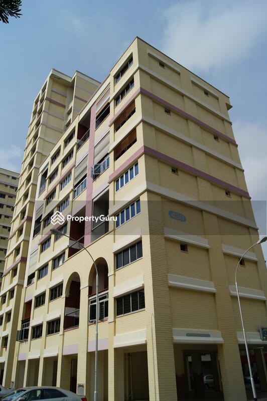 430 Hougang Avenue 6 #0