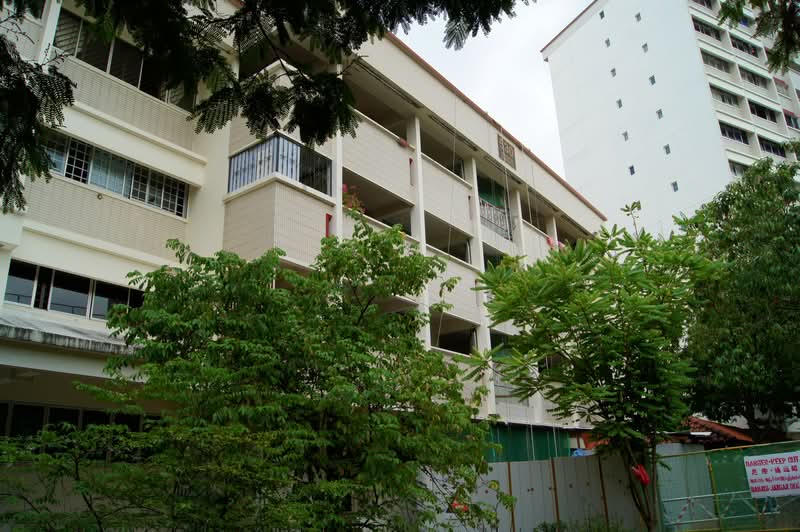 For Sale - 530 Hougang Avenue 6