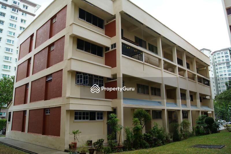 338 Hougang Avenue 7 #0