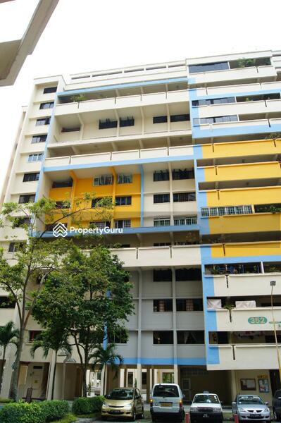 For Sale - 352 Hougang Avenue 7
