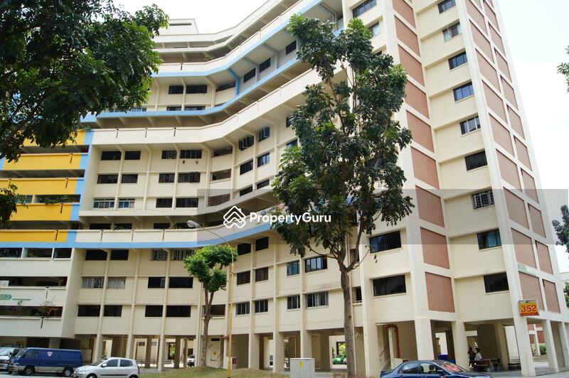 For Sale - 352 Hougang Avenue 7