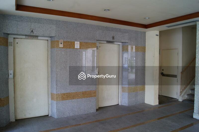 For Sale - 352 Hougang Avenue 7