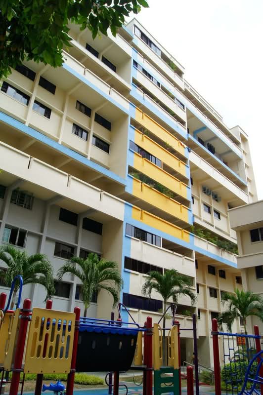 354 Hougang Avenue 7
