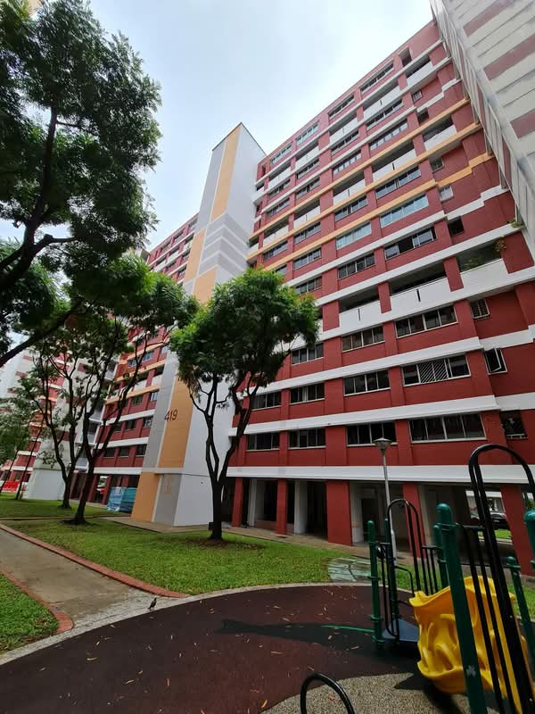 419 Hougang Avenue 8