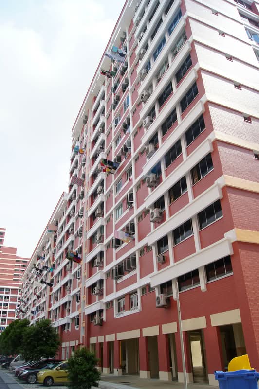 435 Hougang Avenue 8