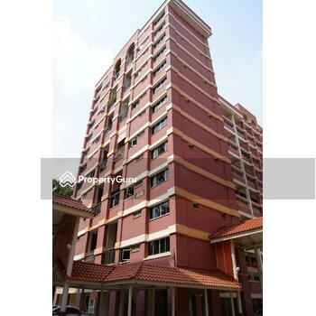 446 Hougang Avenue 8