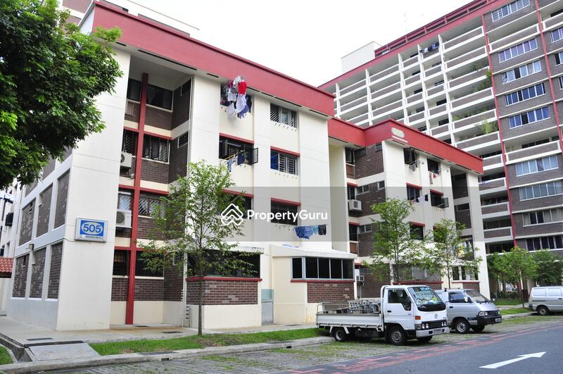 505 Hougang Avenue 8 #0
