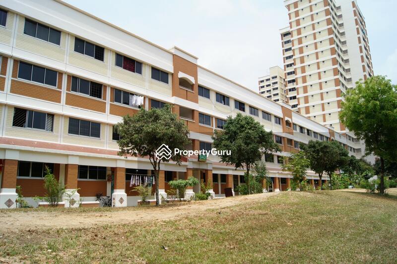 543 Hougang Avenue 8 #0