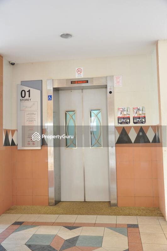 617 Hougang Avenue 8 #0