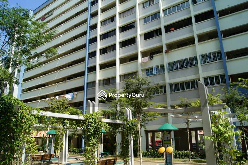 624 Hougang Avenue 8 #0