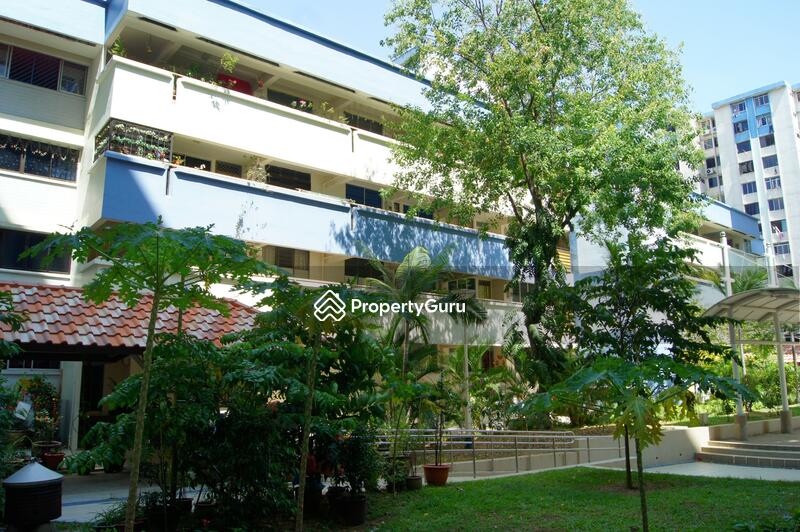 625 Hougang Avenue 8 #0