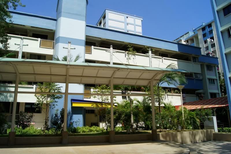 For Rent - 625 Hougang Avenue 8