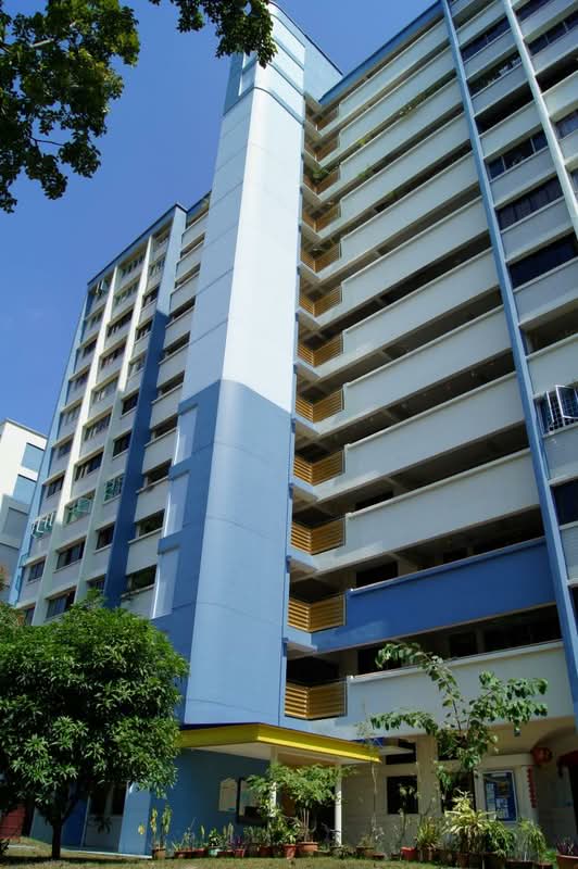 627 Hougang Avenue 8