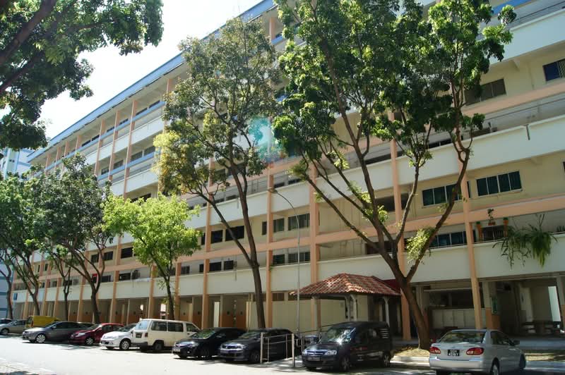 628 Hougang Avenue 8
