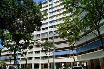 630 Hougang Avenue 8