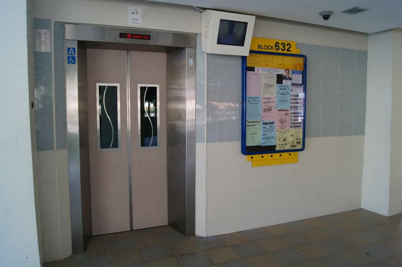 632 Hougang Avenue 8