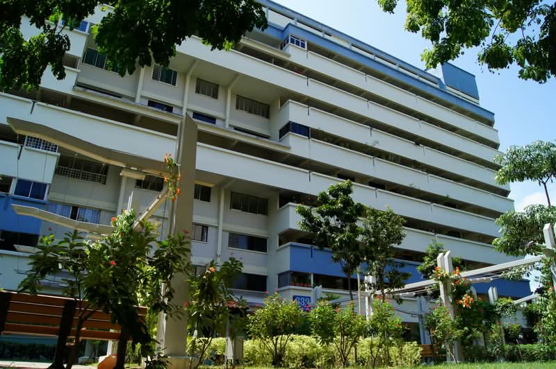 632 Hougang Avenue 8