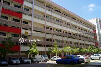 633 Hougang Avenue 8
