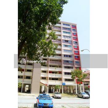 636 Hougang Avenue 8