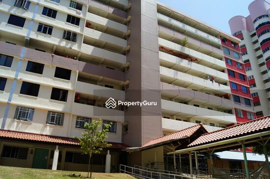 For Sale - 642 Hougang Avenue 8