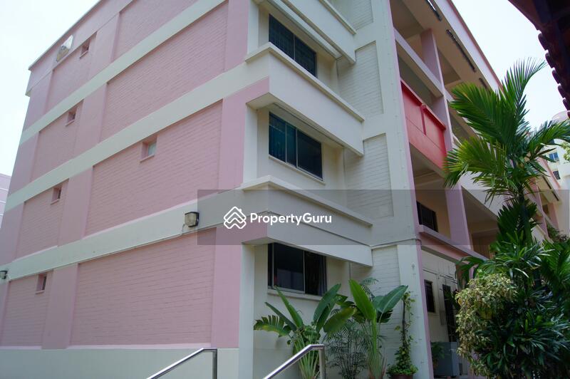 647 Hougang Avenue 8 #0