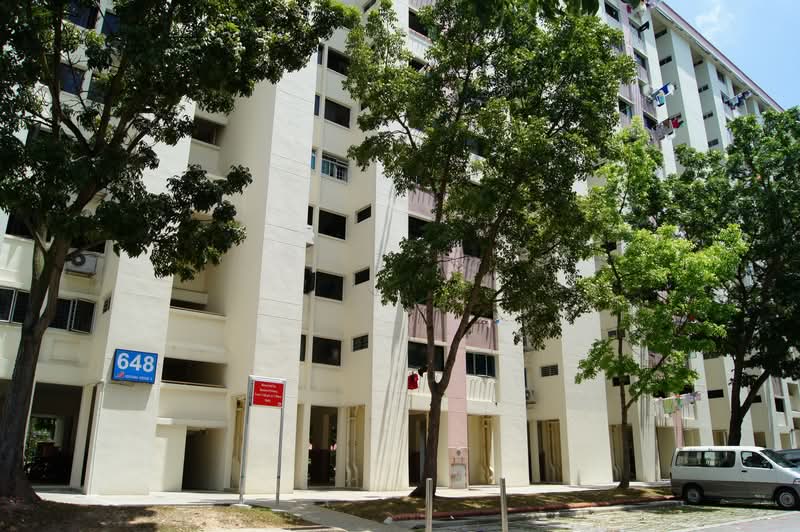 648 Hougang Avenue 8