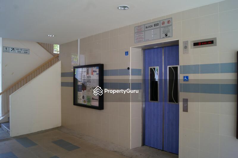 For Rent - 650 Hougang Avenue 8