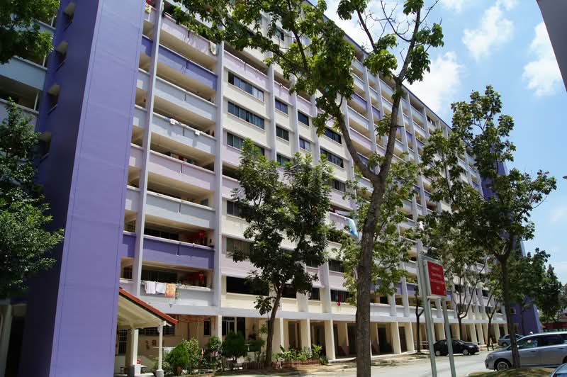 650 Hougang Avenue 8