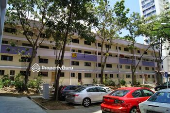 656 Hougang Avenue 8