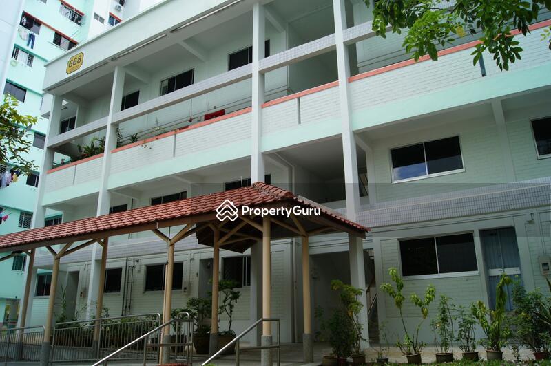 For Sale - 668 Hougang Avenue 8