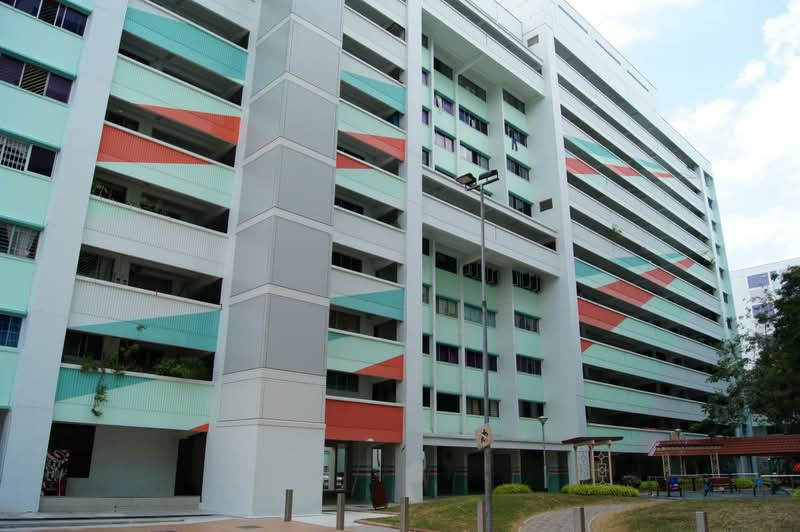 669 Hougang Avenue 8