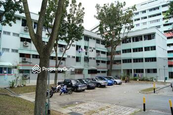 670 Hougang Avenue 8