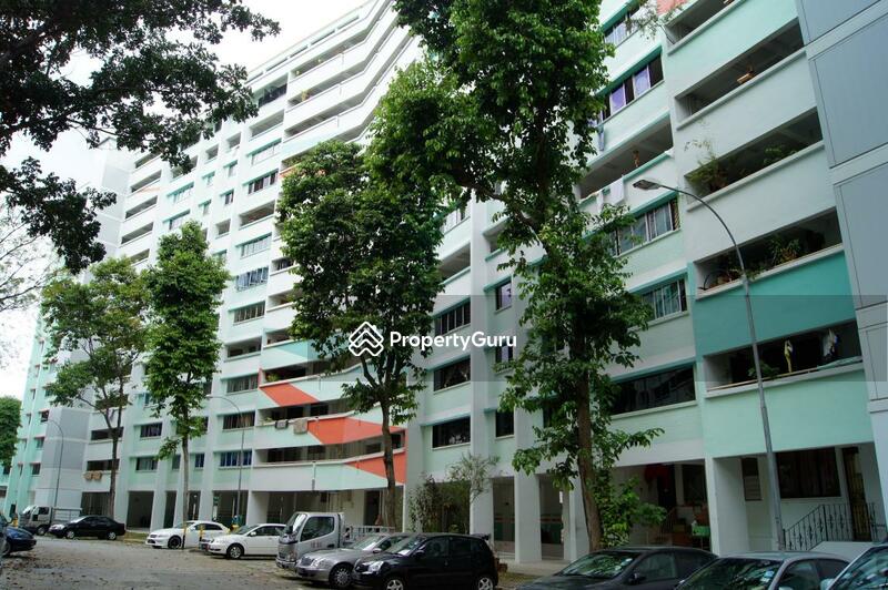 For Sale - 674 Hougang Avenue 8