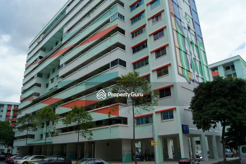 677 Hougang Avenue 8 #0