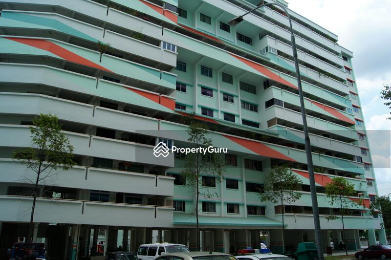 677 Hougang Avenue 8 #0