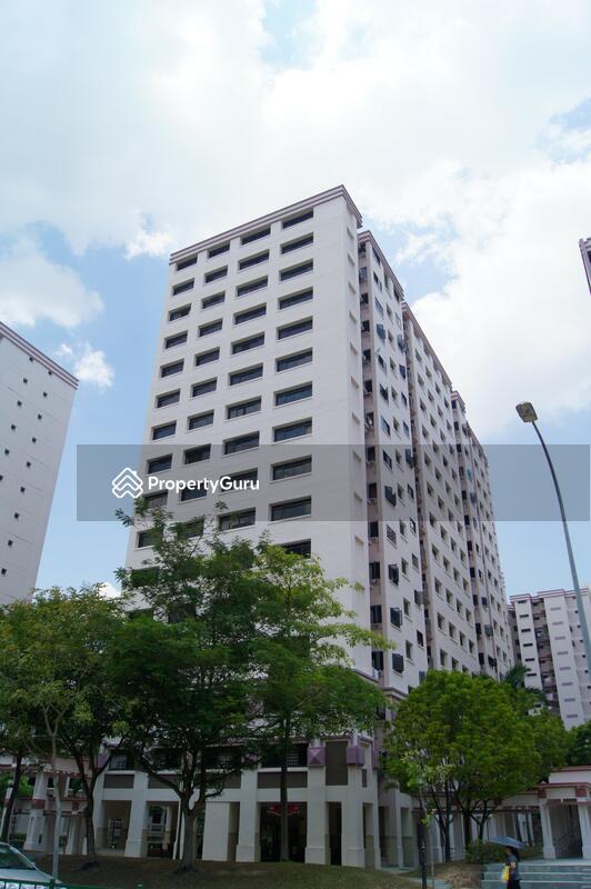 951 Hougang Avenue 9 #0