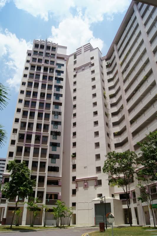 951 Hougang Avenue 9