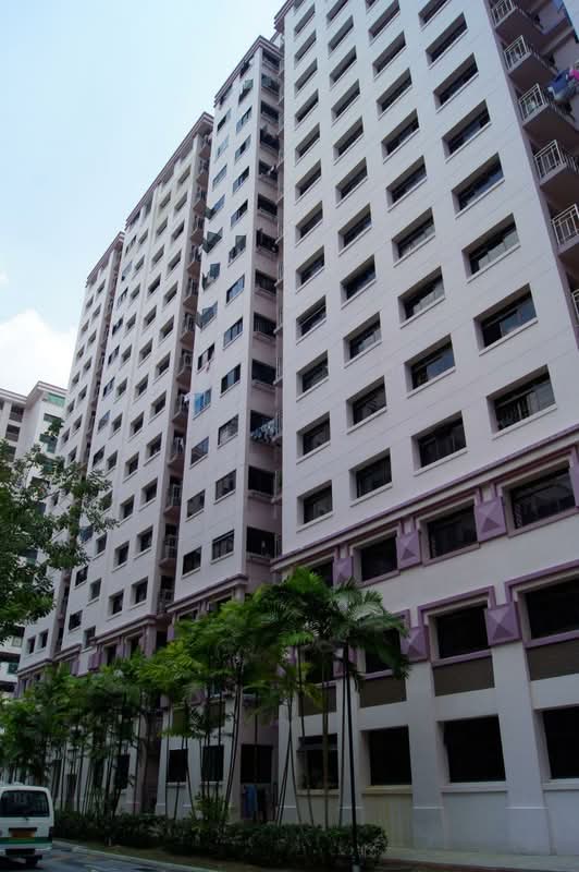 952 Hougang Avenue 9