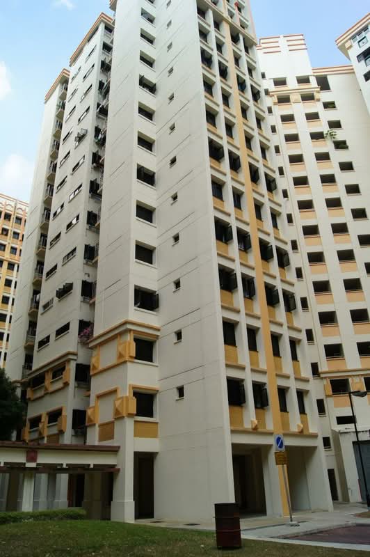 961 Hougang Avenue 9