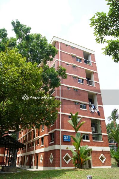 For Sale - 221 Hougang Street 21