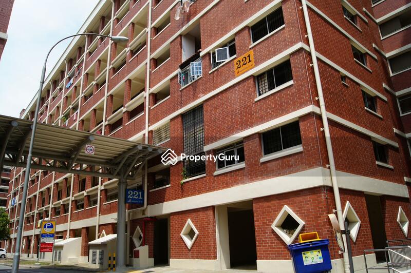 For Sale - 221 Hougang Street 21