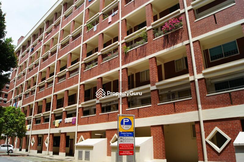 For Sale - 221 Hougang Street 21