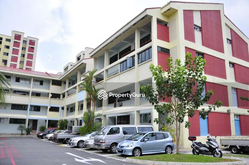 For Sale - 233 Hougang Street 21
